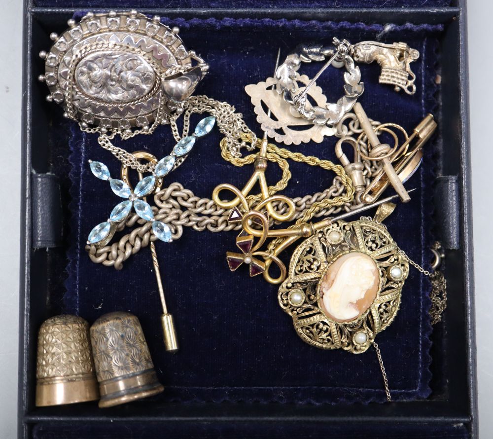 Mixed jewellery including a Victorian silver locket, a 9ct and opal doublet drop bar brooch, silver charm bracelet etc.